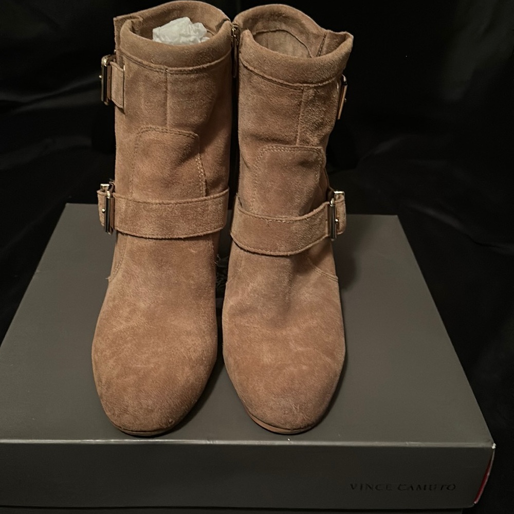 Vince canuto booties size 9 new